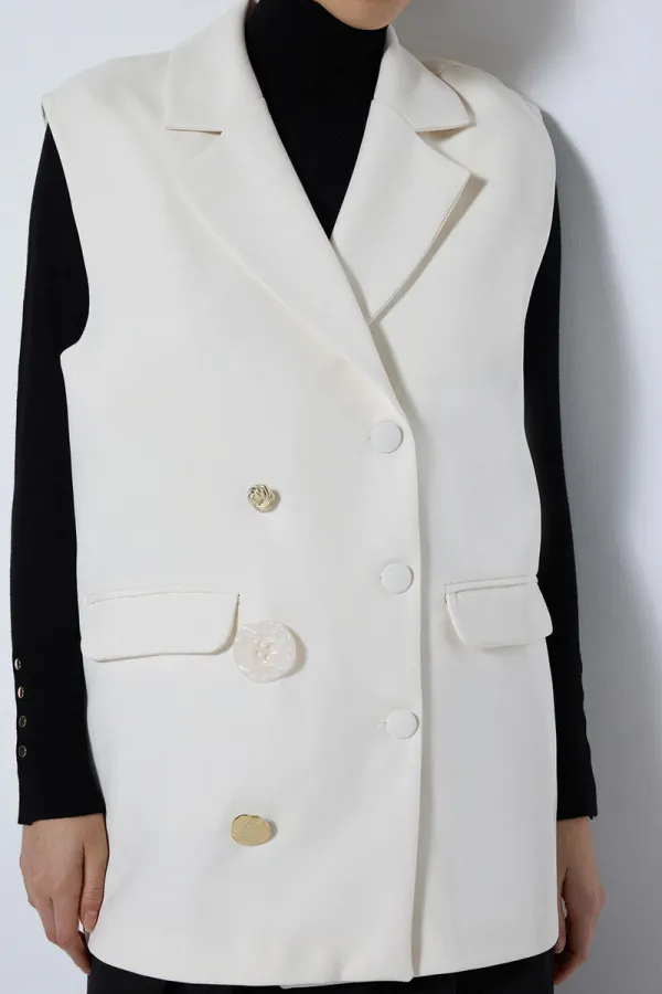 BUTTON DETAIL CREPE VEST BUTTON DETAIL CREPE VEST
