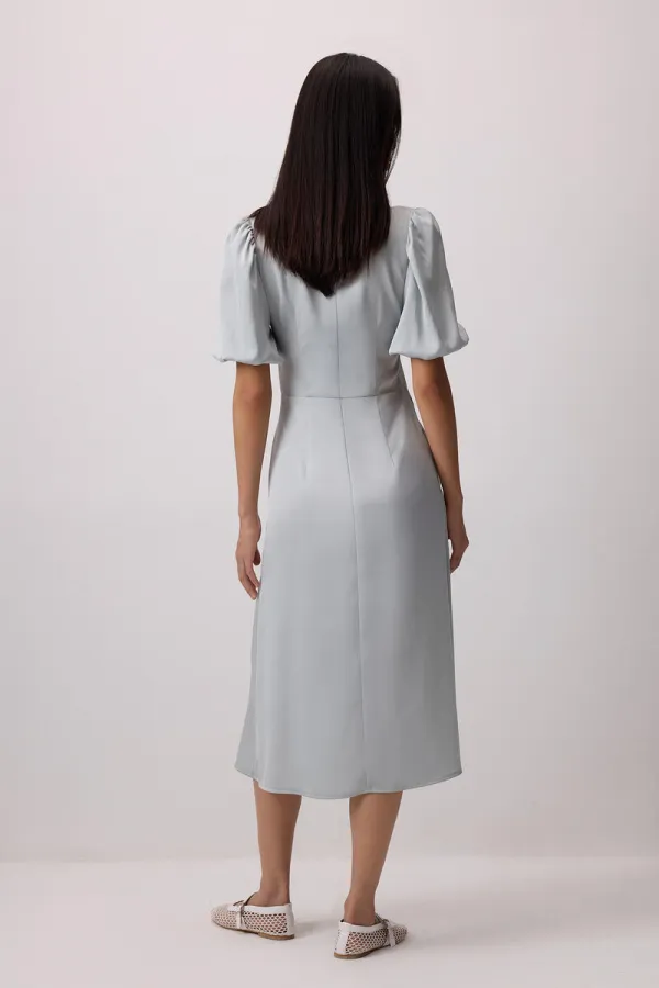SHORT-SLEEVED DRESS WITH GATHERED SHOULDER