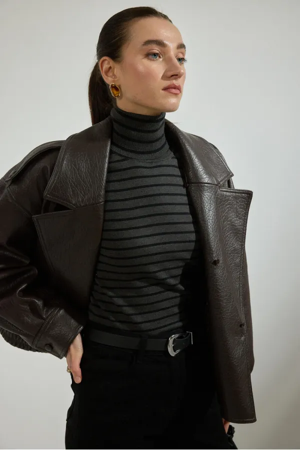 ÇİZGİLİ BOĞAZLI TRİKO KAZAK