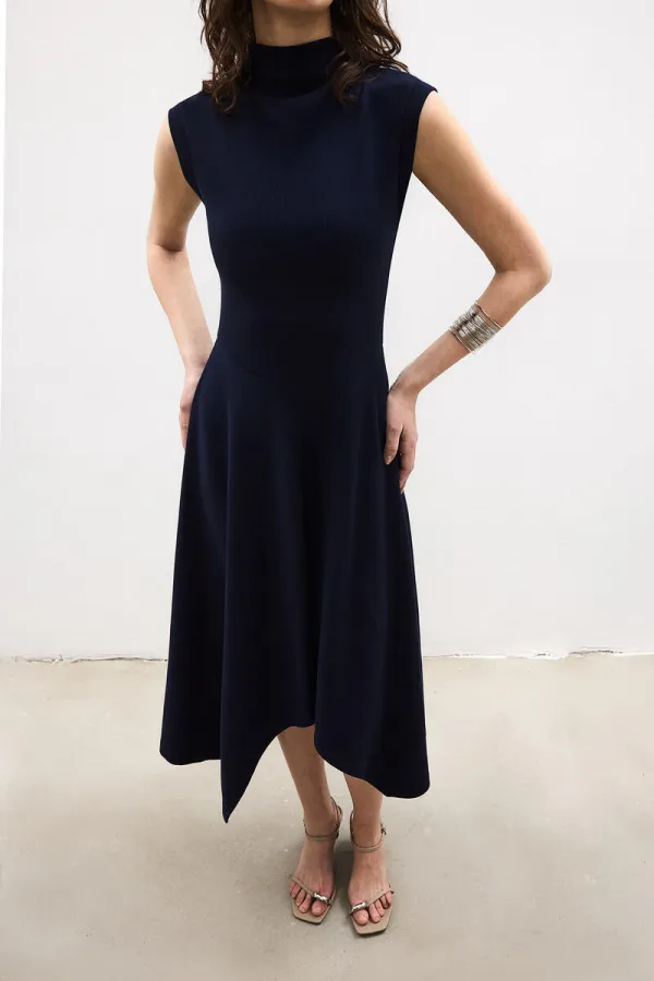 ASYMMETRICAL KNITTED DRESS