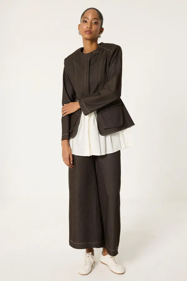 VESTE À PLIS, PANTALON, ENSEMBLE EN JEAN