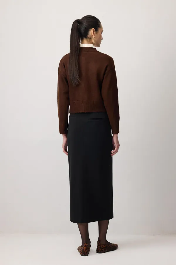 DÜĞMELİ KISA TRIKO HIRKA