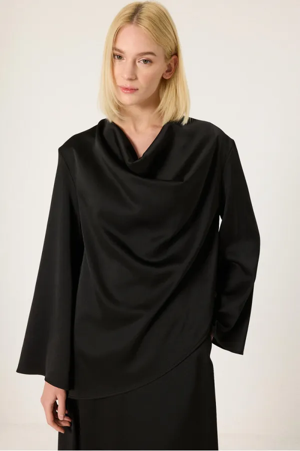 Ensemble 2 pièces en satin à col drapé