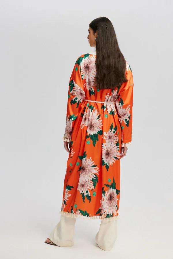 FLORAL PATTERNED KIMONO WITH TASSEL DETAILS FLORAL PATTERNED KIMONO WITH TASSEL DETAILS