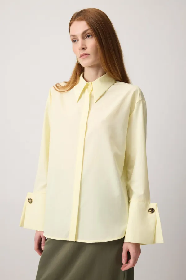 GENİŞ MANŞETLİ KISA POPLİN GÖMLEK