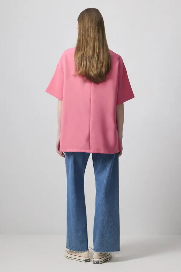 T-SHIRT EN CRÊPE À MANCHES COURTES