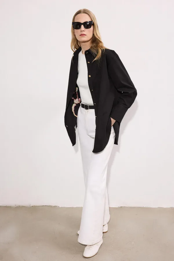 CHEMISE EN GABARDINE BRODÉE