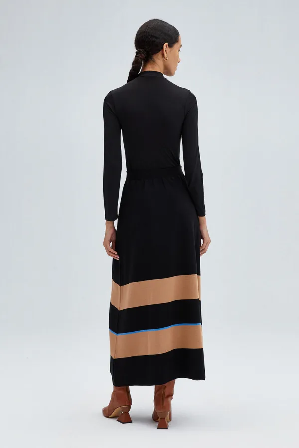 JUPE EN MAILLE À RAYURES AVEC TAILLE ÉLASTIQUE