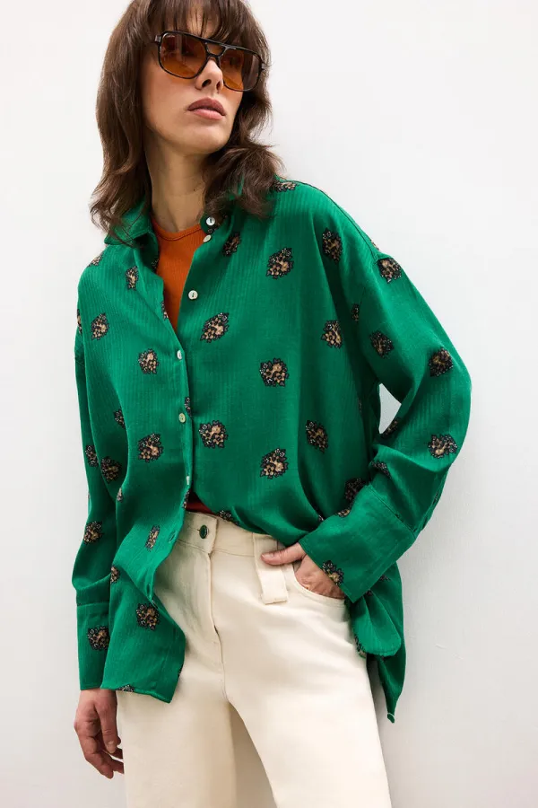 ÇİÇEK DESENLİ PAMUK GÖMLEK