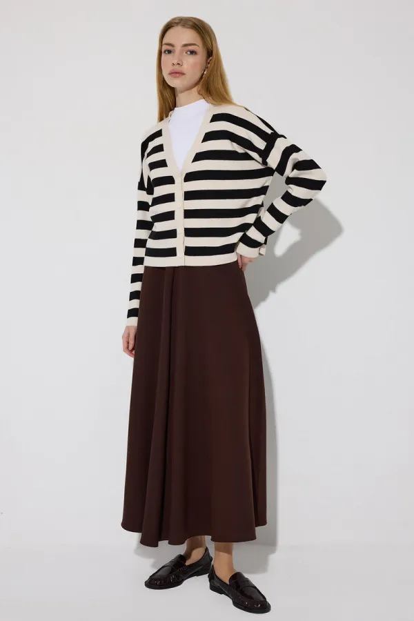 SOFT TEXTURED KNITTED CARDIGAN