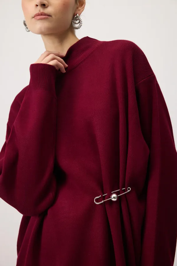 KNITTED TUNIC WITH ACCESSORIES