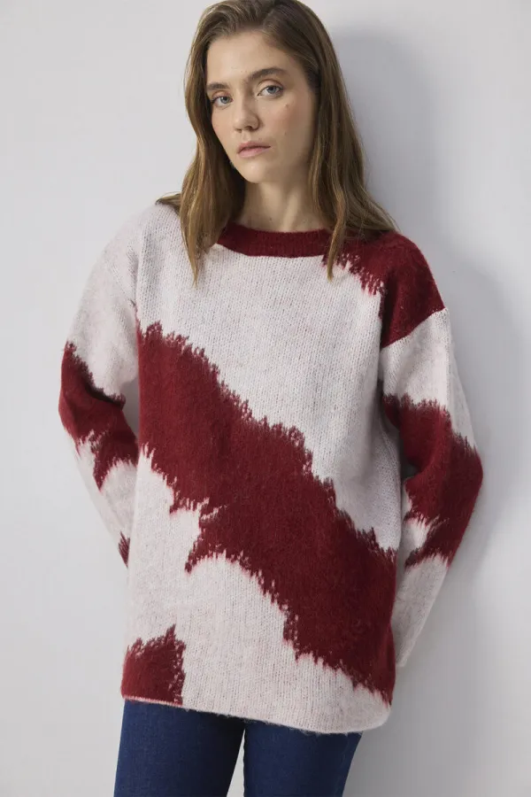 ABSTRACT DESENLİ TRİKO KAZAK