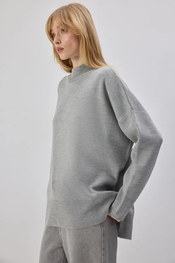 DİK YAKA BASIC TRİKO KAZAK