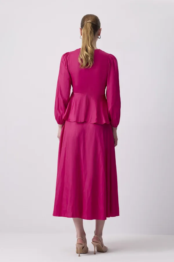 FRONT-TIE SATIN BLOUSE AND SKIRT SET FRONT-TIE SATIN BLOUSE AND SKIRT SET