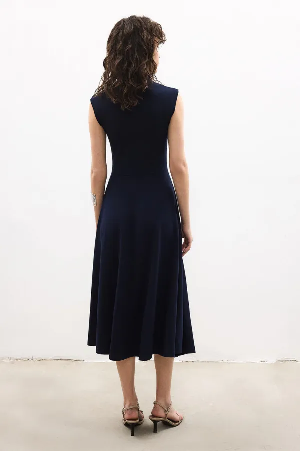 ASYMMETRICAL KNITTED DRESS