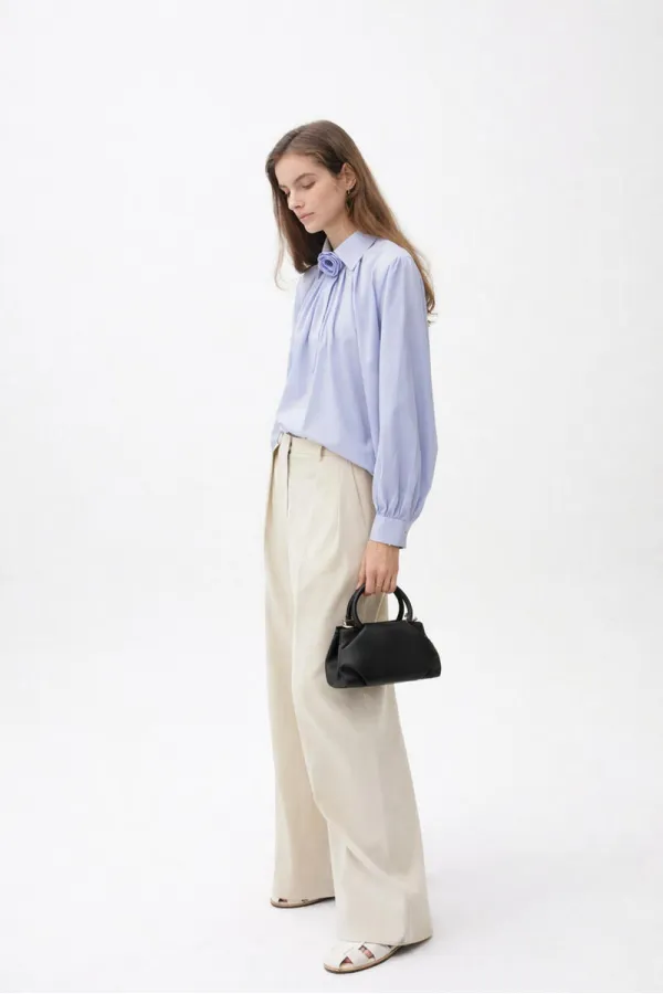 100% COTTON SHIRT WITH ROSE DETAIL