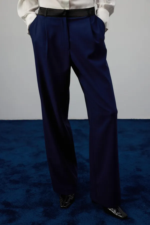 SATEN KEMERLİ PANTOLON