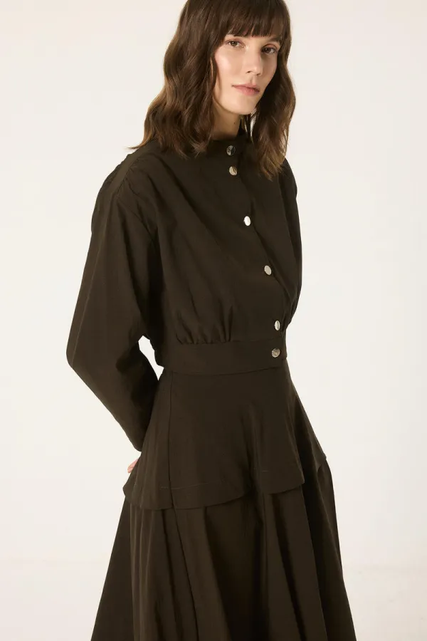 ENSEMBLE VESTE ET JUPE AVEC ÉCHARPE