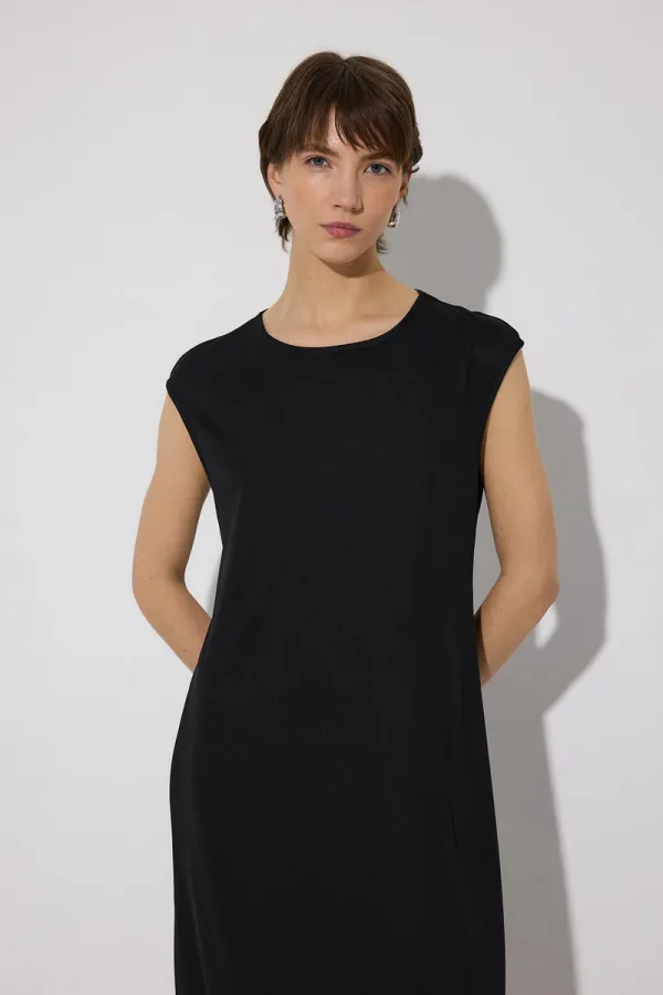 ROBE DOUBLÉE SANS MANCHES