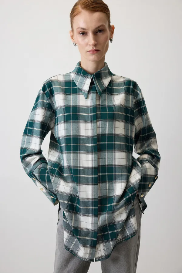 GENİŞ MANŞETLİ EKOSELİ GÖMLEK