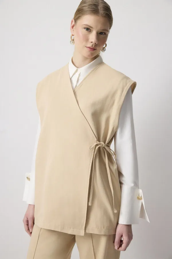 Costume en gabardine avec gilet et pantalon