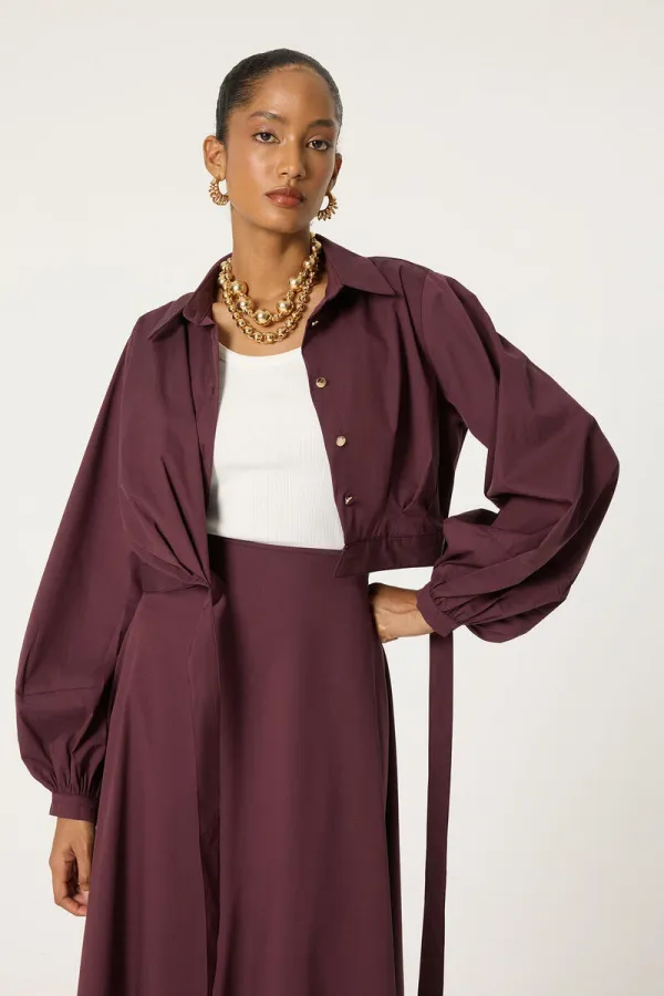 ENSEMBLE VESTE ET JUPE À NŒUDS