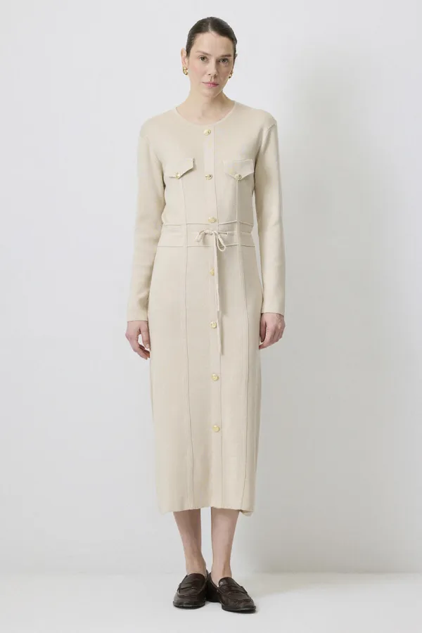 ROBE EN TRICOT À BOUTONS DORÉS