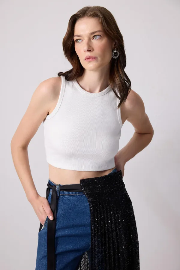 SOUS-VÊTEMENT BASIQUE EN MAILLE CÔTELÉE 100% COTON