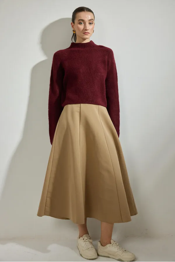 DİK YAKA KISA TRİKO KAZAK