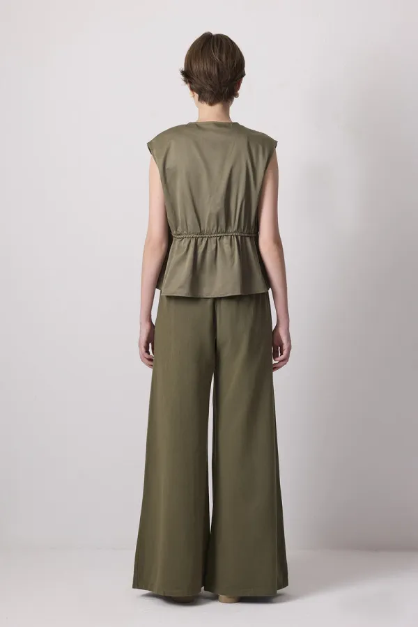 BÜZGÜ DETAYLI YELEK