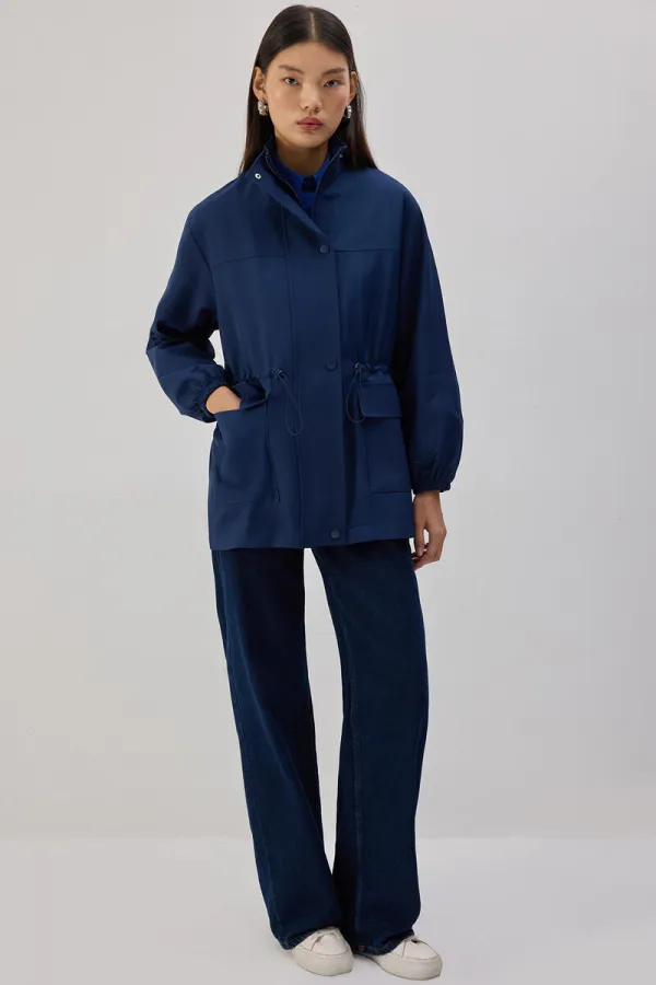 DİK YAKA FERMUARLI CEKET