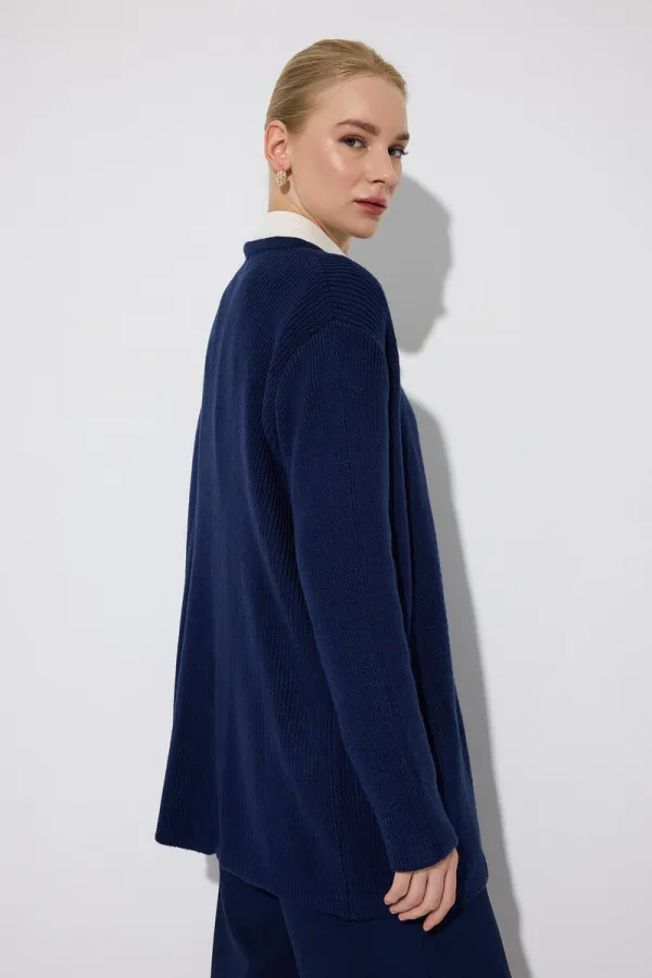 LONG CARDIGAN WITH GOLD BUTTONS