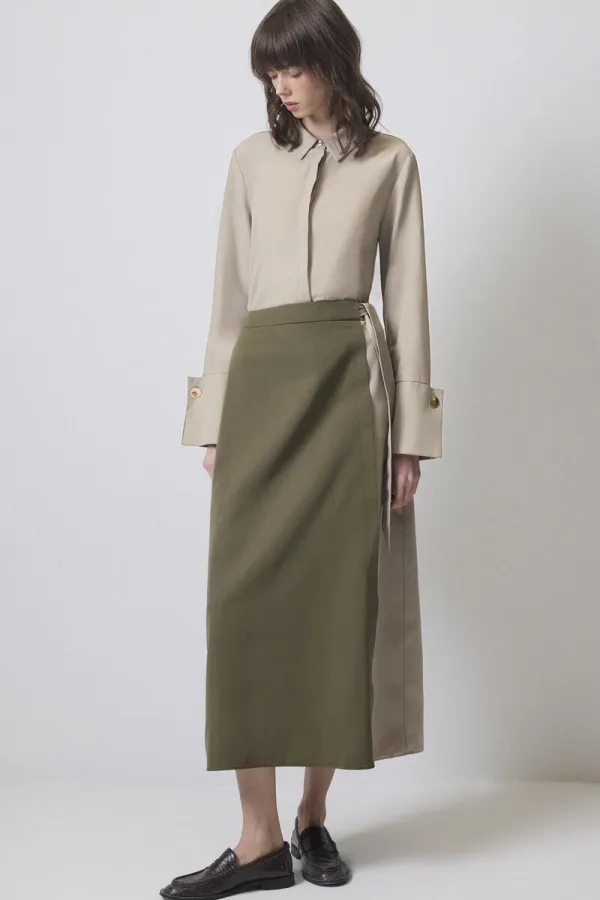 CONTRASTING COLORED SKIRT CONTRASTING COLORED SKIRT