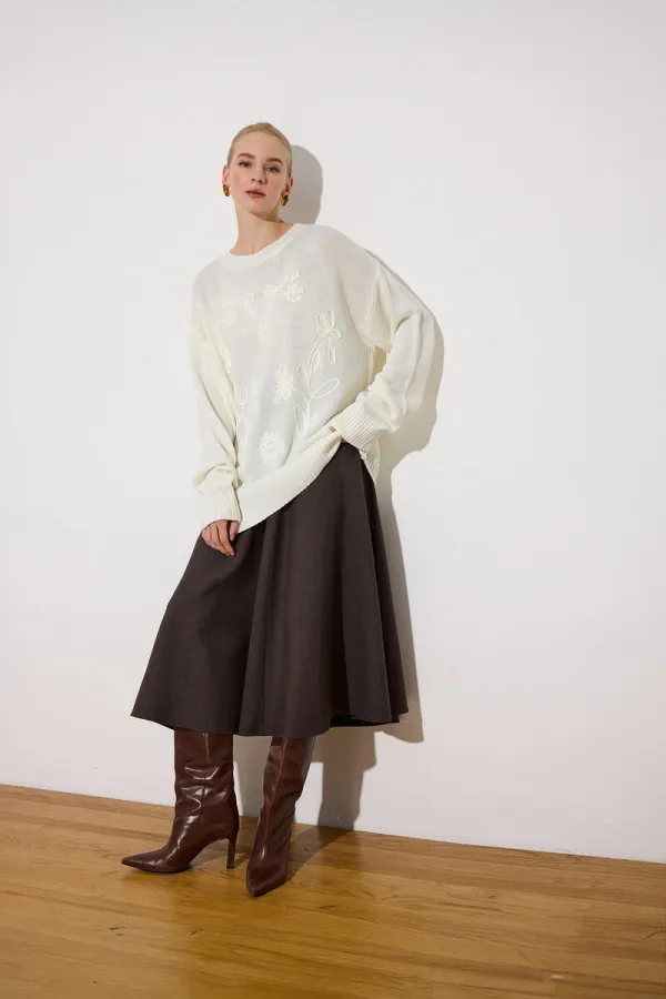 ÇİÇEK NAKIŞLI TRİKO TUNİK