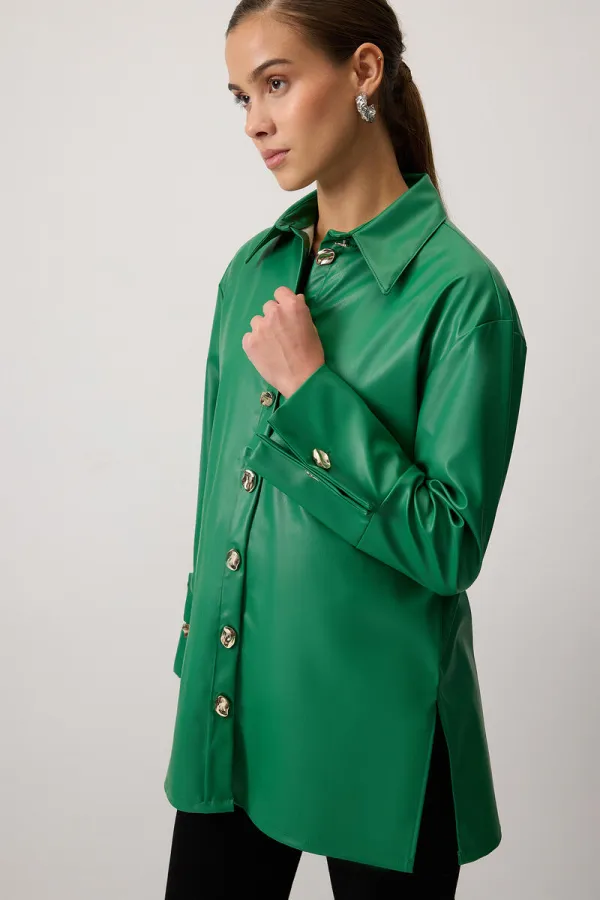 GENİŞ MANŞETLİ SUNİ DERİ GÖMLEK