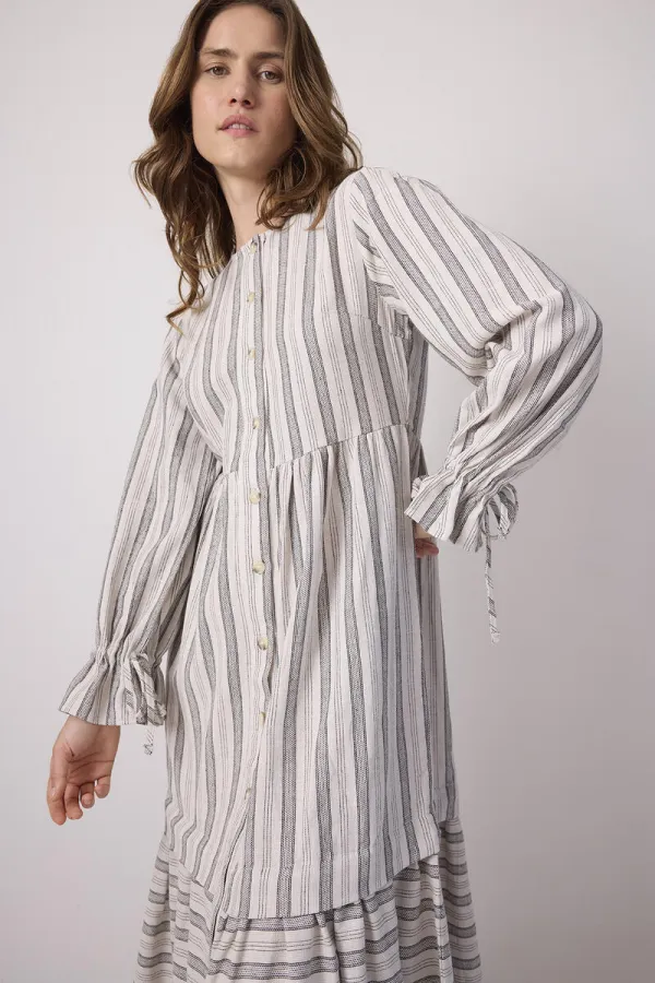 NATUREL DOKULU ÇİZGİLİ ELBİSE