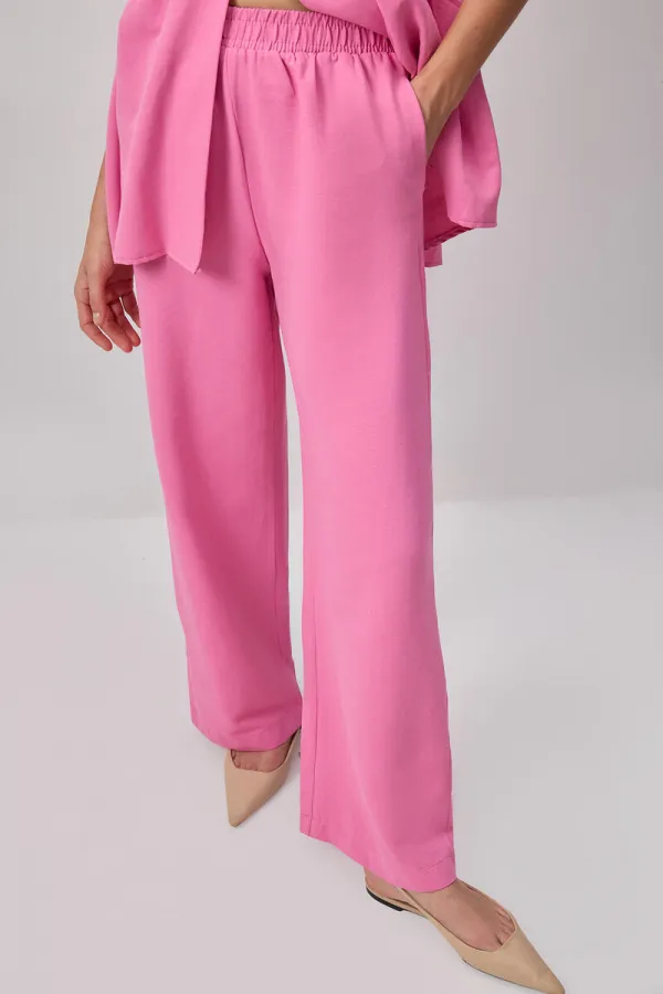LINEN TEXTURED VEST AND TROUSER SET LINEN TEXTURED VEST AND TROUSER SET