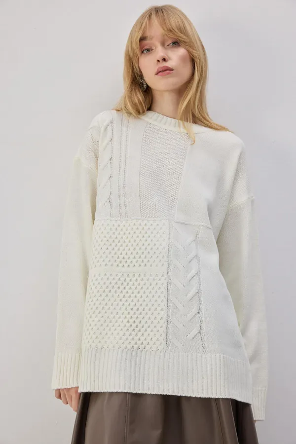 PULL EN MAILLE SURDIMENSIONNÉ À MOTIFS