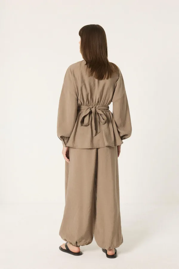 ENSEMBLE 2 PIÈCES TUNIQUE À PÉPLUME ET PANTALON SALWAR