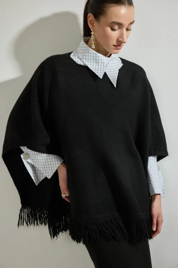 SAÇAKLI TRİKO PANÇO