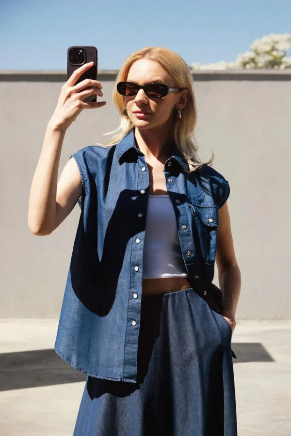 DENİM EFEKTLİ YELEK