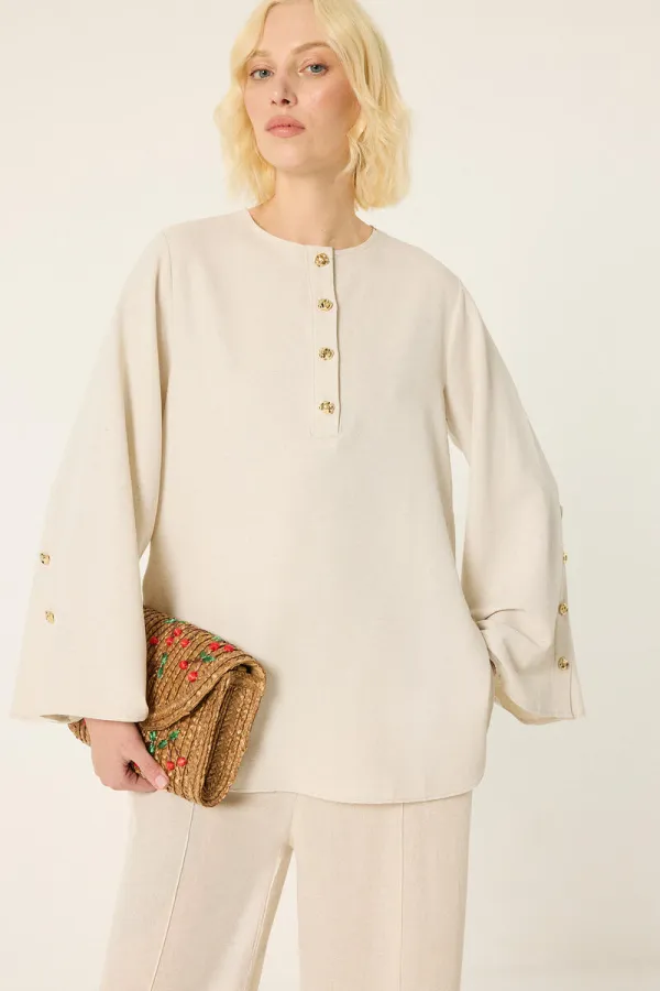 Tunique en lin avec boutons dorés