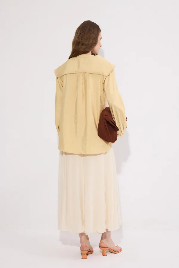 CHEMISE CUPRA AVEC DÉTAIL AU COL