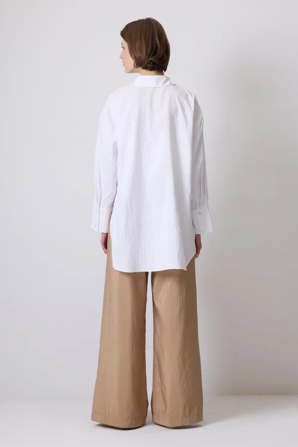 CHEMISE CUPRA SURDIMENSIONNÉE CHEMISE CUPRA SURDIMENSIONNÉE
