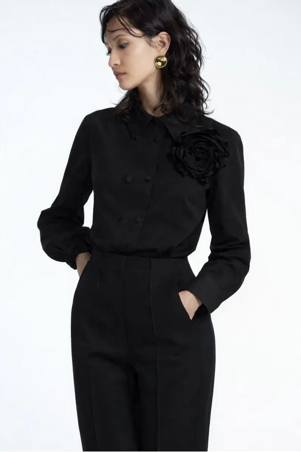 ÇİÇEK AKSESUARLI GÖMLEK BODY