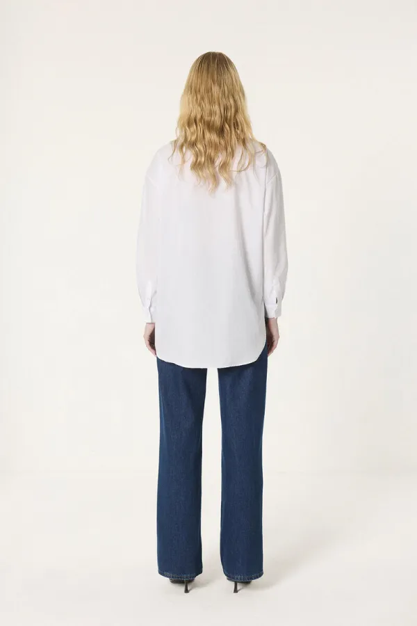 İNCİ DETAYLI POPLİN GÖMLEK