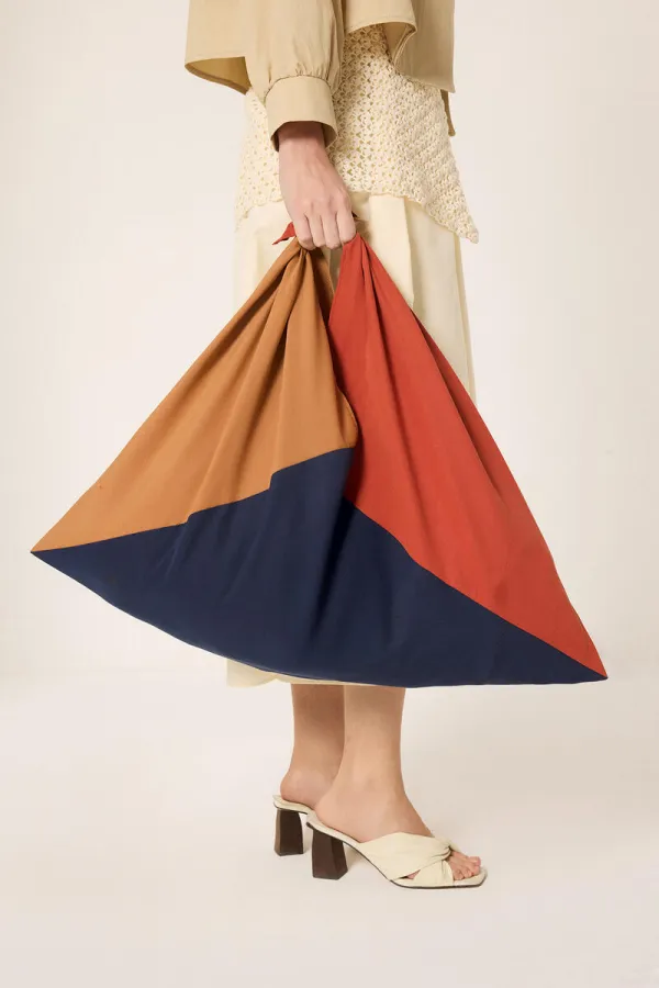 SAC TRIANGULAIRE MULTICOLORE