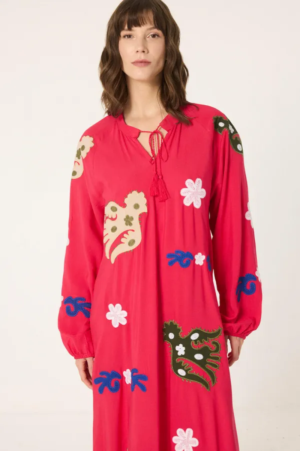 ROBE ETHNIQUE BRODÉE