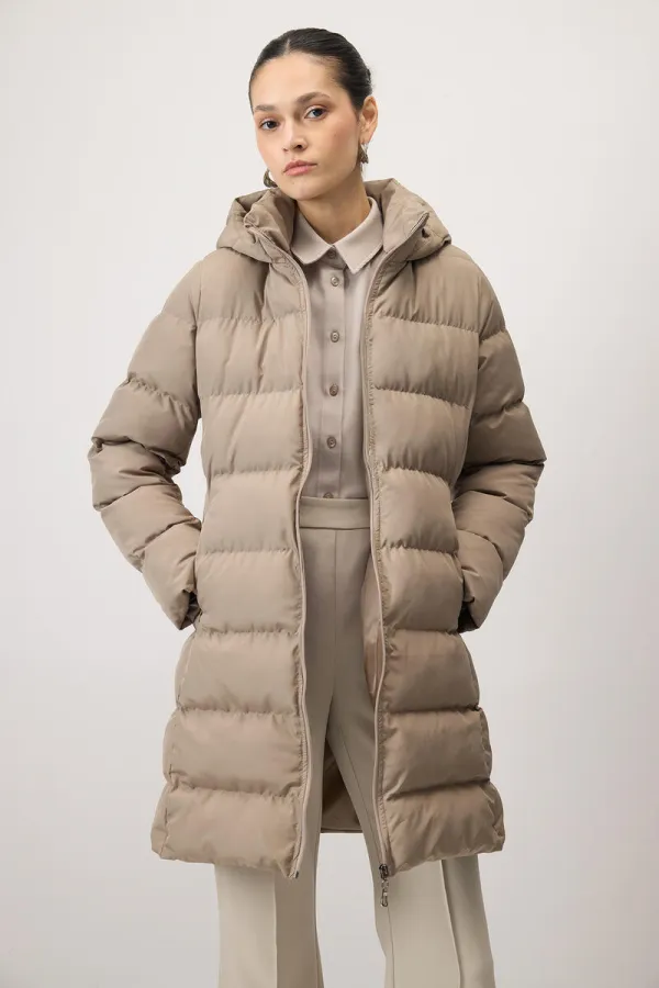 ULTRA LIGHTWEIGHT PUFFER JACKET