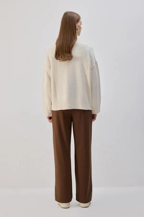 BELİ LASTİKLİ NERVÜRLÜ PANTOLON